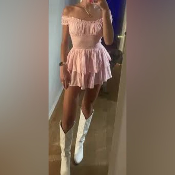 NWT WHITE FOX Boutique Light Pink Mini Know What I Want Playsuit Romper Size M - Picture 4 of 9